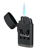 Feuerzeug personalisiert mit eigenen Initialen - Hochwertiger UV Druck auf Sturmfeuerzeug – langlebig und windfest - Personalisierte Geschenke - nachfüllbar - Geschenkideen zum Vatertag